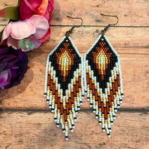 Western beaded earring